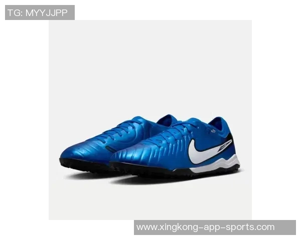 2025年男足球星推荐球鞋前十强排行榜及性能分析